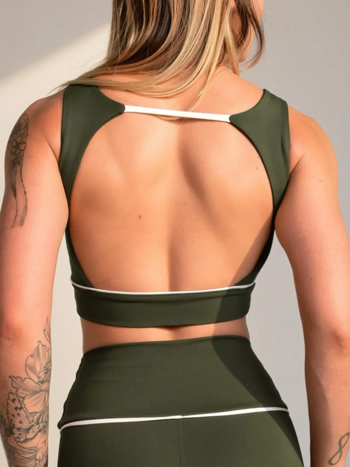 Vivo Infinite na cor Verde Militar — foto 4